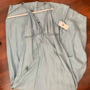 NWT floor length GUESS CHAMBRAY MAXI DRESS